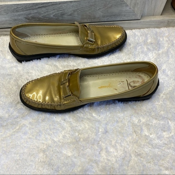 Ferragamo Sport Italy Gold Patent Driving Shoes 9 - Picture 11 of 12